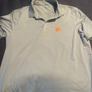 Men’s Vineyard Vibes polo with Clemson logo. Size XL